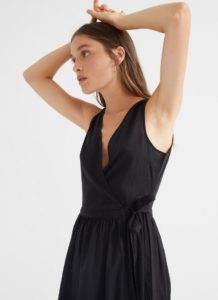 Robe longue noire en coton bio GOTS et Fairtrade Amapola look casual style minimaliste tendance mode 2022