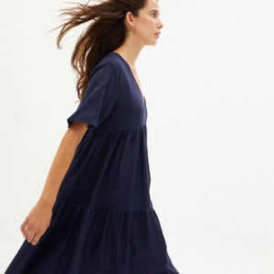 Robe oversize bleu marine en chanvre et tencel fresia matière respirante légère coupe ample personal shopper en ligne